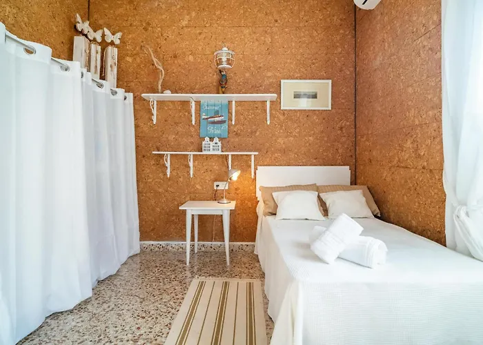 Casa Miraflores El Palo Feriehus